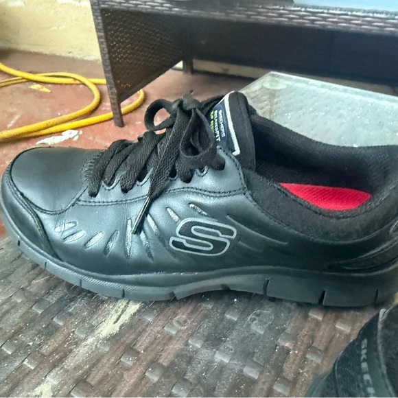 Sketchers women relaxfit slip resistant work shoes size 6 - Picture 14 of 16